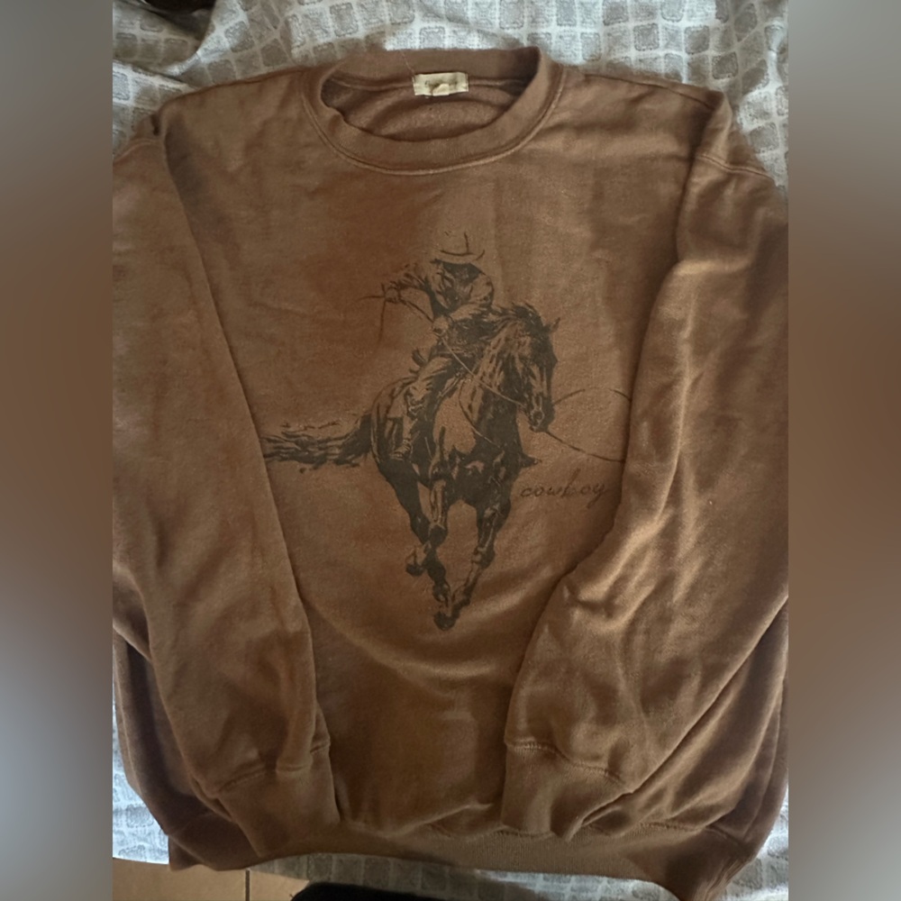 Women’s crew neck